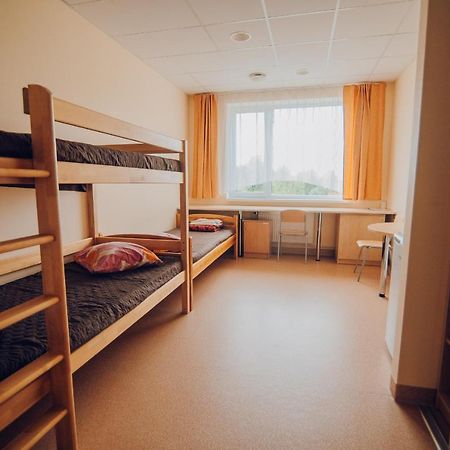 Valmieras Tehnikuma Dienesta Viesnica Exterior foto